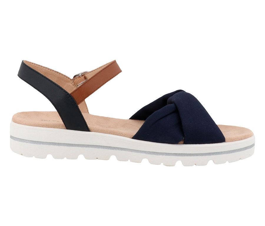 Nahaufnahme einer einzelnen blauen Sandale mit braunem Knöchelriemen und weißer Plateausohle.