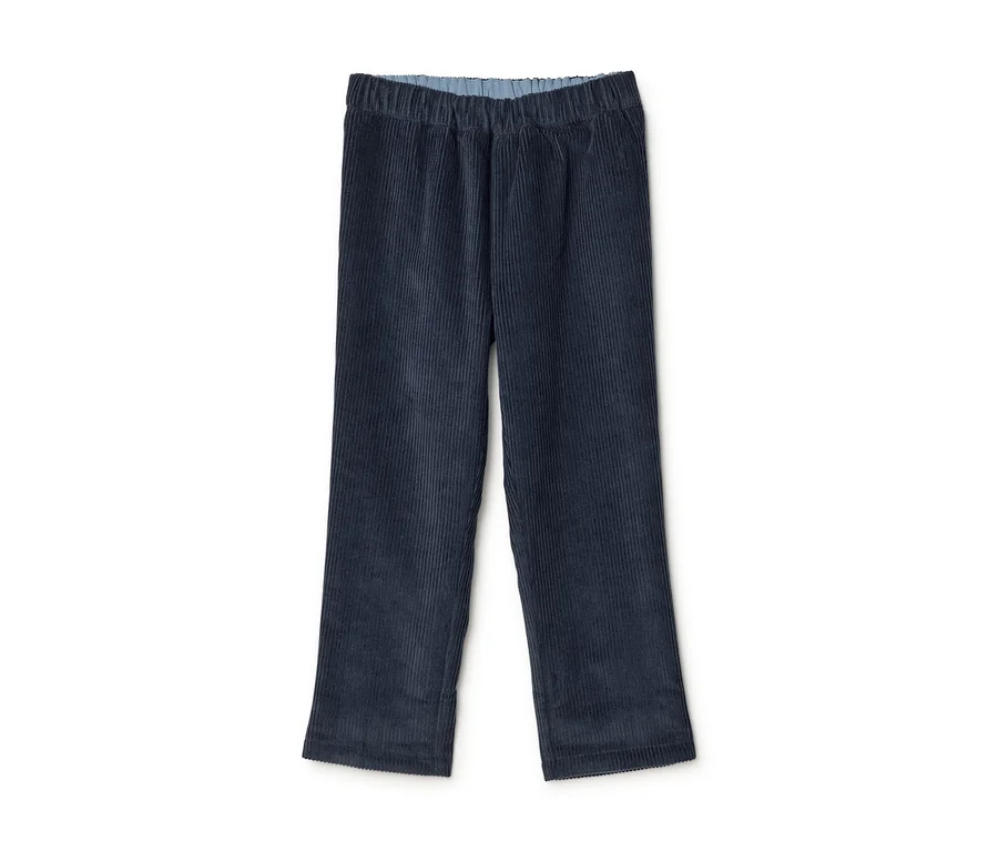 Dunkelblaue Cordhose mit Gummibund und geradem Bein. Ein hellblaues Futter ist am oberen Bund sichtbar.