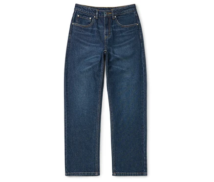 Blaue Jeans auf weißem Hintergrund.