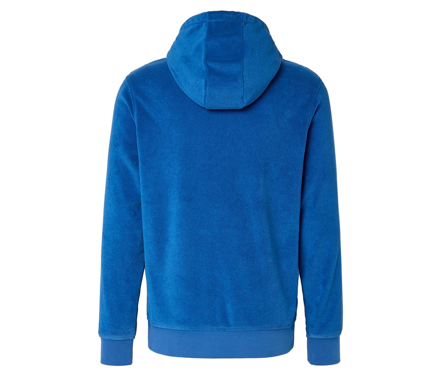 Rückansicht eines blauen Frottee-Kapuzenpullovers.