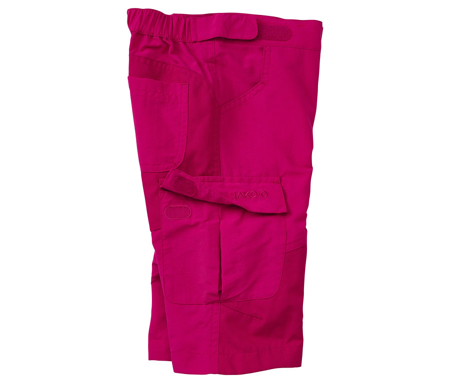 Nahaufnahme der JAKO-O 3/4-Outdoorhose, traube, gefaltet.