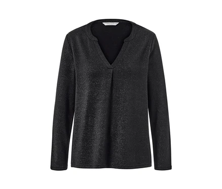 Glitzerndes Blusenshirt.