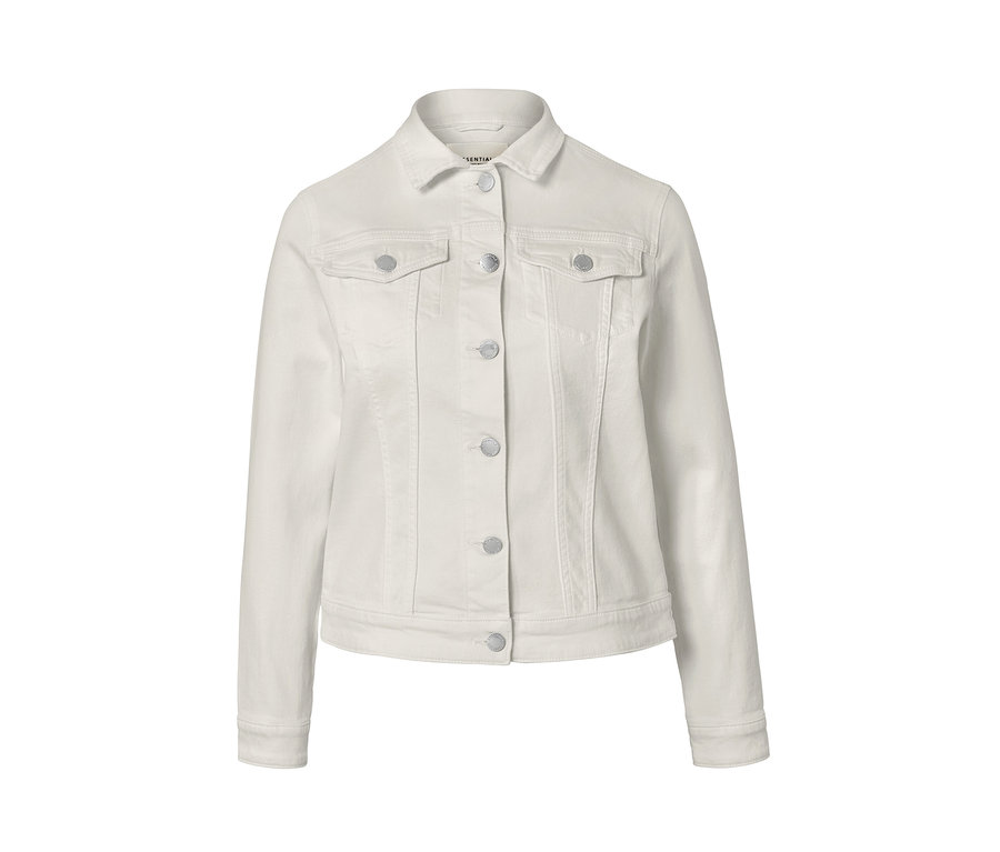 Cremefarbene Jeansjacke mit Knöpfen.