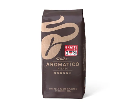 Braune Tchibo Aromatico Intenso Kaffeepackung mit 1 kg ganzer Bohne und Gratis-Tattoo-Aktion.