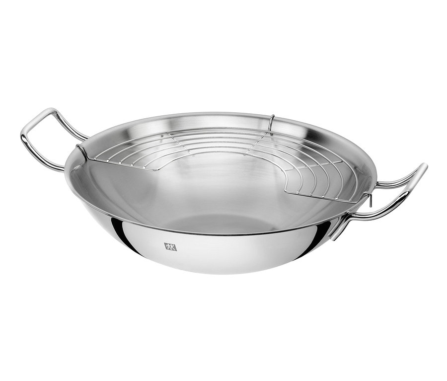Ein ZWILLING® Plus Wok aus Edelstahl mit Grillrost.