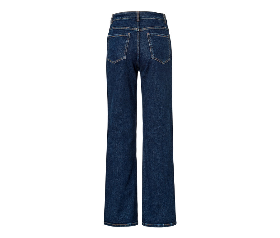 Rückansicht einer Bootcut-Jeans.