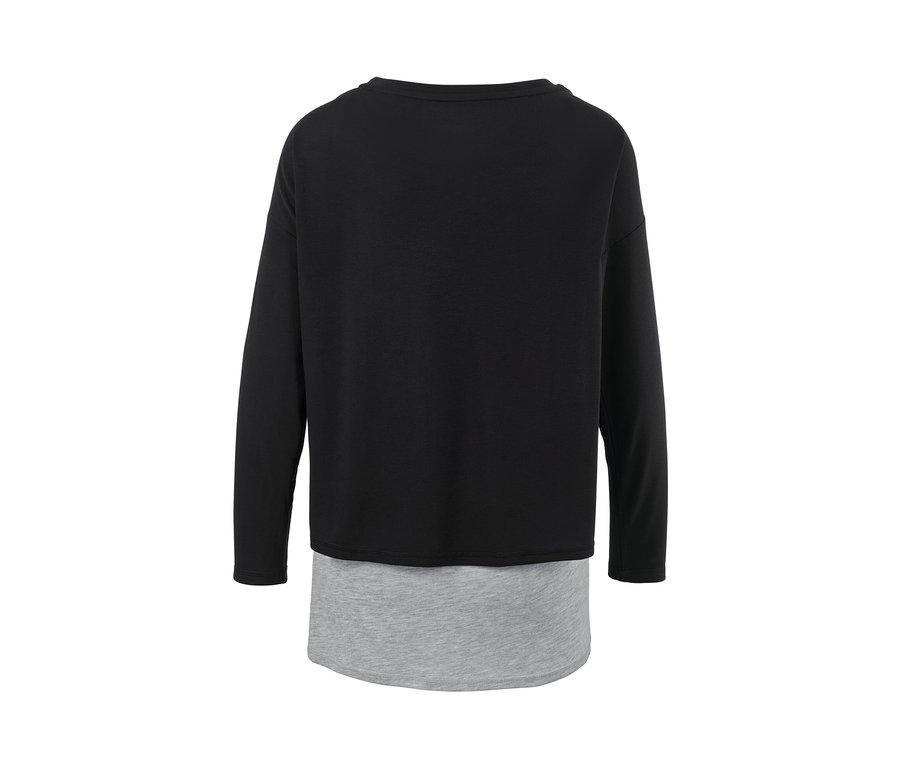 Schwarzes 2-in-1-Sportshirt.