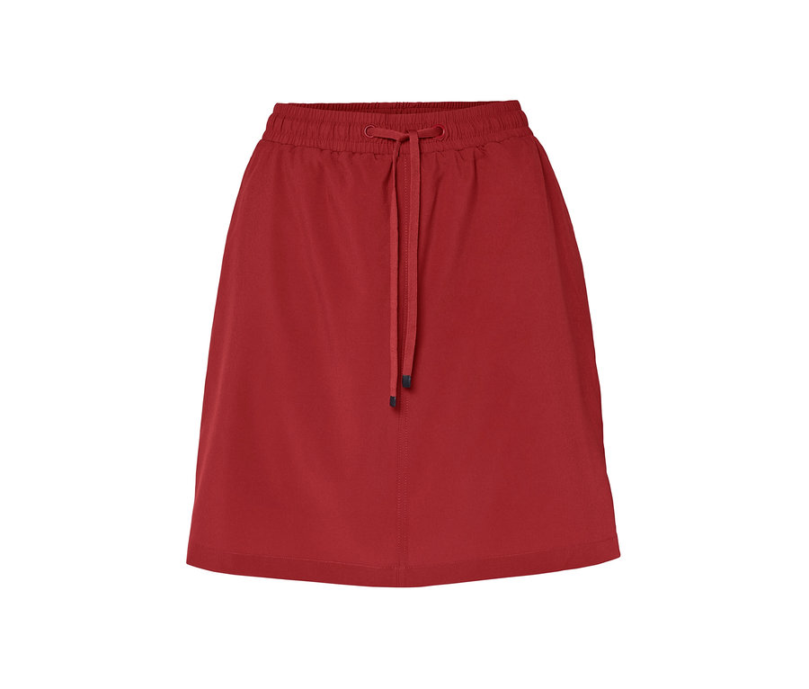Rote Funktionsrockshorts mit Kordelzug in der Taille.