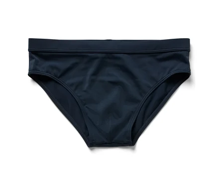 Eine blaue Badehose auf einem weißen Hintergrund.