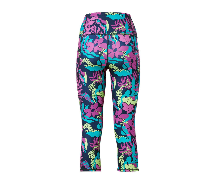 Detailansicht der Rückseite einer 3/4-Sporttight mit Alloverprint aus Blumen und Blättern in Lila-, Blau- und Grüntönen.