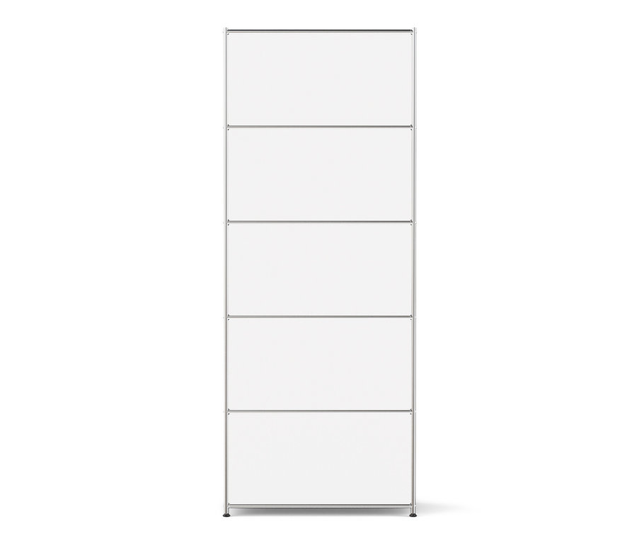 Metallgarderobe »CN3« mit Kleiderstange vor weißem Hintergrund.