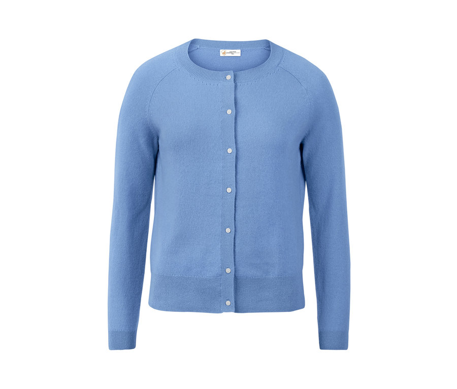 Hellblaue Cashmere-Strickjacke mit Knöpfen.