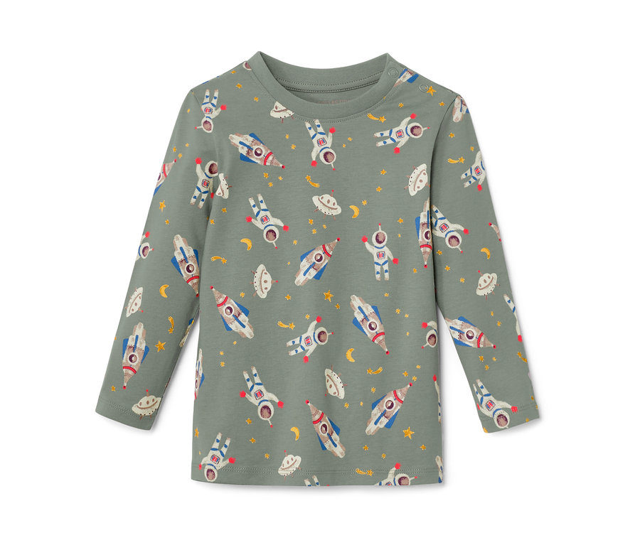 Ein grünes Langarmshirt mit Weltraummotiv.