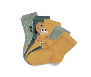 1x salbei mit Hundedessin, 1x dunkelgrün mit Hundedessin, 1x currygelb mit Hundedessin, 1x dunkelgrün-salbeigrün-currygelbes Colorblocking-Design, 1x currygelb