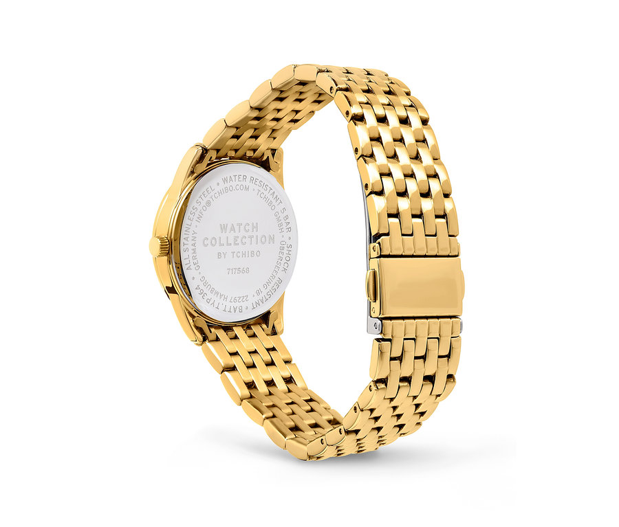 Detailansicht einer goldenen Uhr mit Metallarmband.