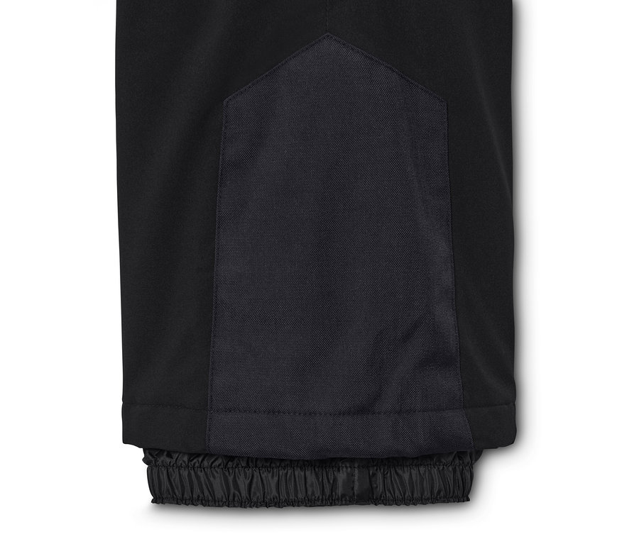 Detailansicht einer schwarzen High-Waist-Skihose.