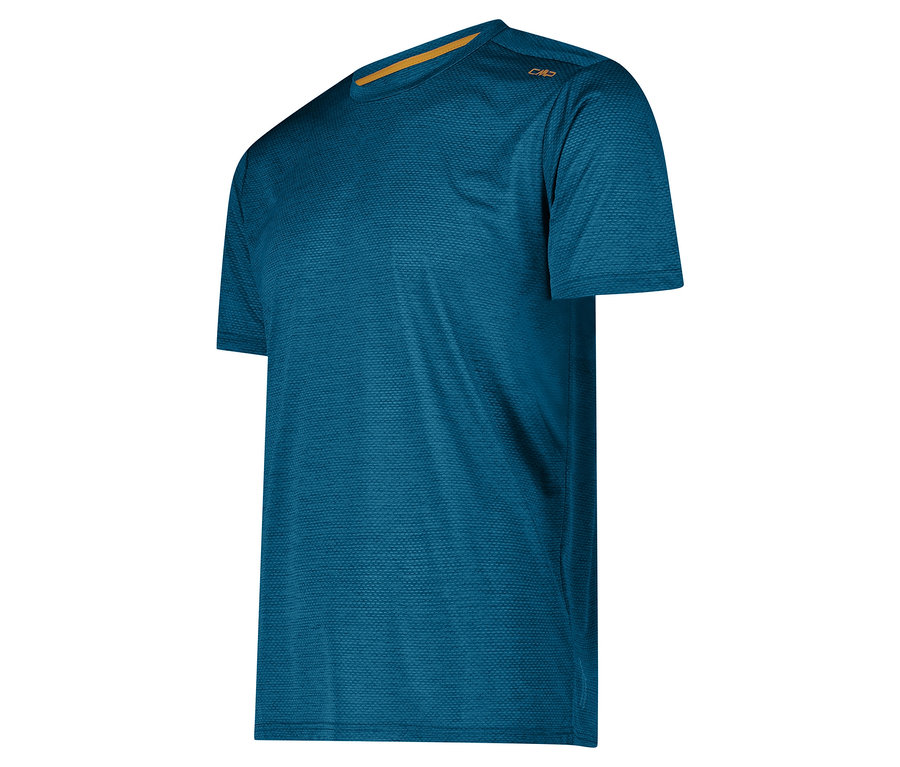 Das blaue CMP Herren-T-Shirt aus Piquéstrick liegt auf einem weißen Hintergrund.
