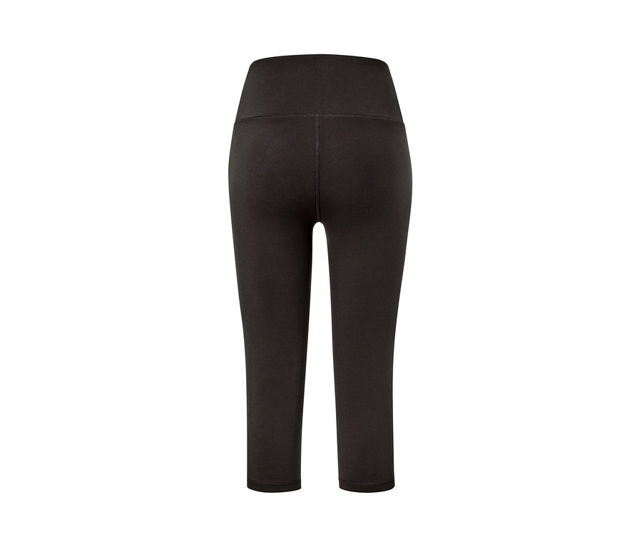 Eine schwarze 3/4-Bodyforming-Sporttight.