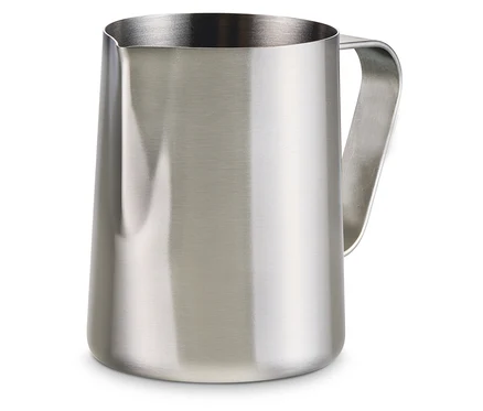 Milchkännchen aus Edelstahl mit einem Fassungsvermögen von 300 ml.