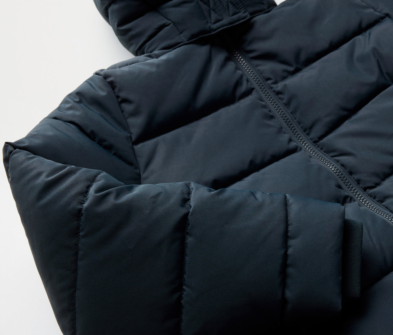 Detailaufnahme eines Kinder-Thermomantels.