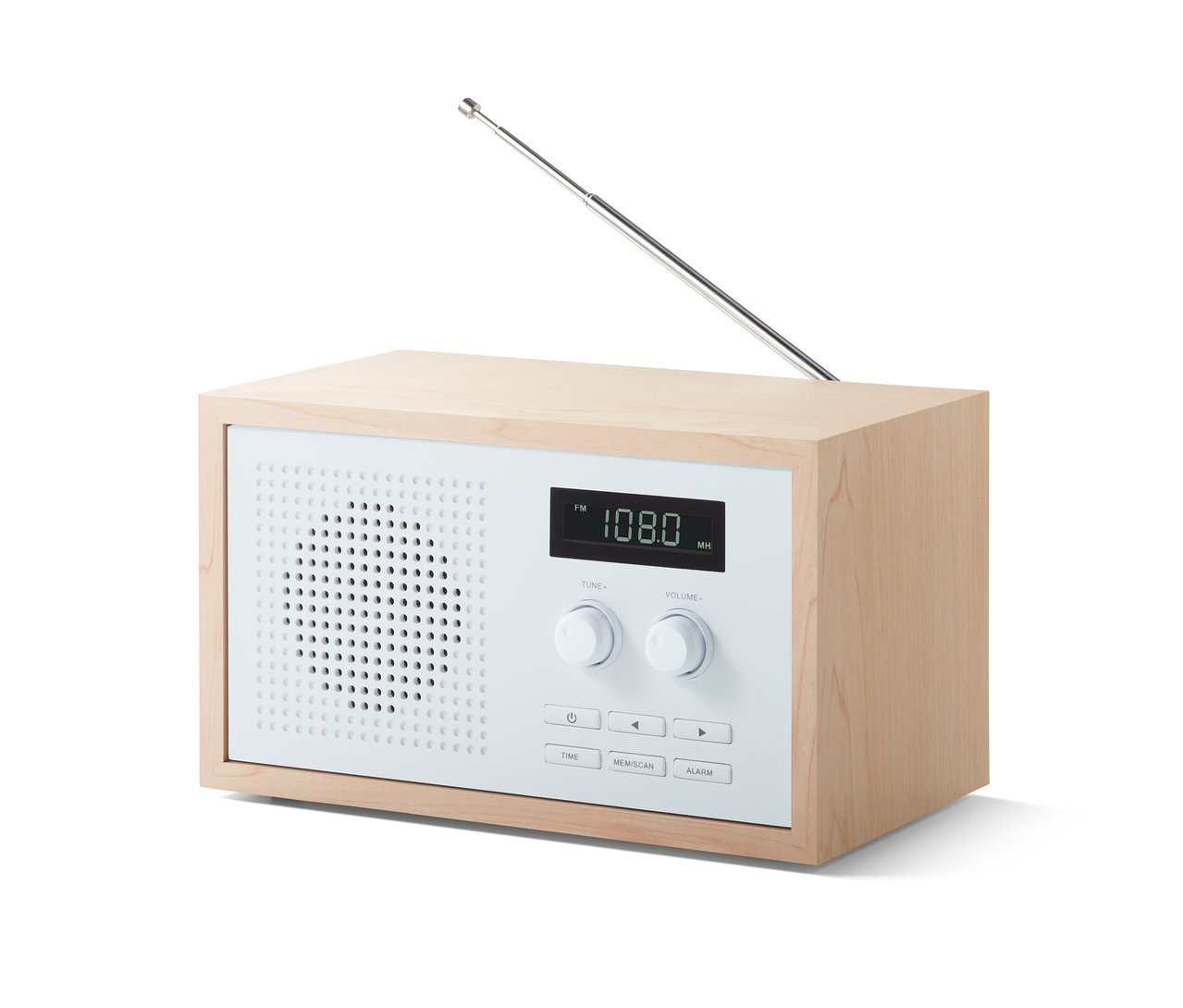 Design-FM-Radio im formschönen Holzgehäuse auf weißem Hintergrund.