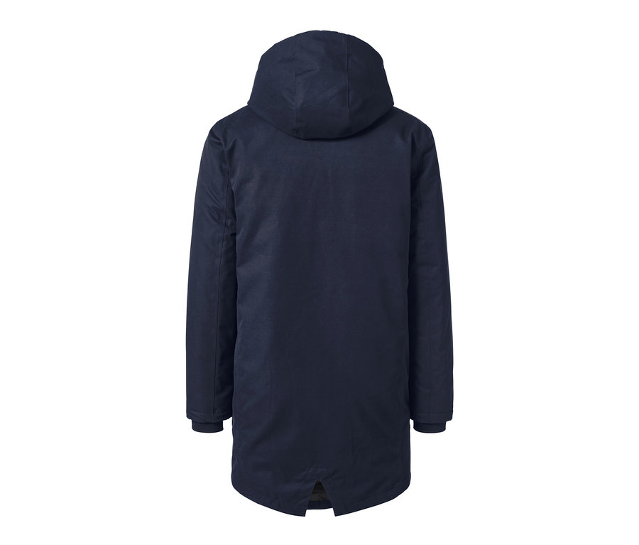 Blaue Parka von hinten.