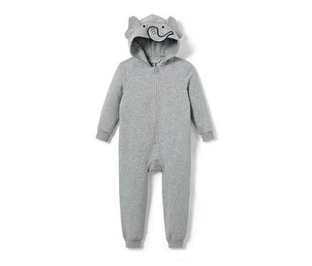 Ein grauer Kinder-Lounge-Overall mit Kapuze und Elefantenohren.