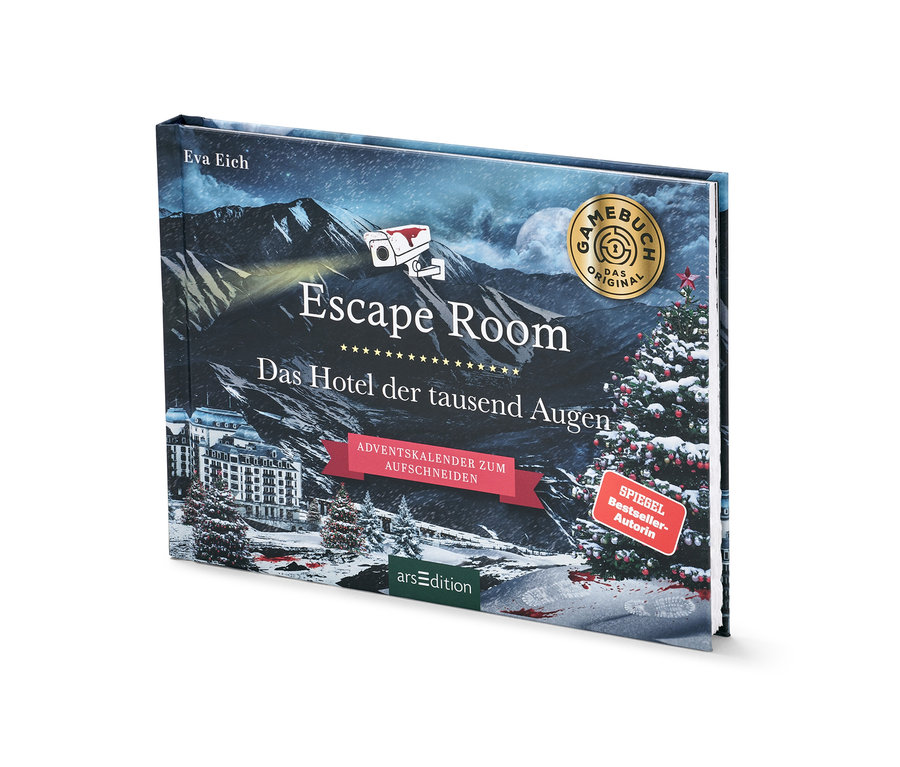 Das Escape-Room-Adventskalenderbuch »Das Hotel der tausend Augen« vor einem winterlichen Berg.