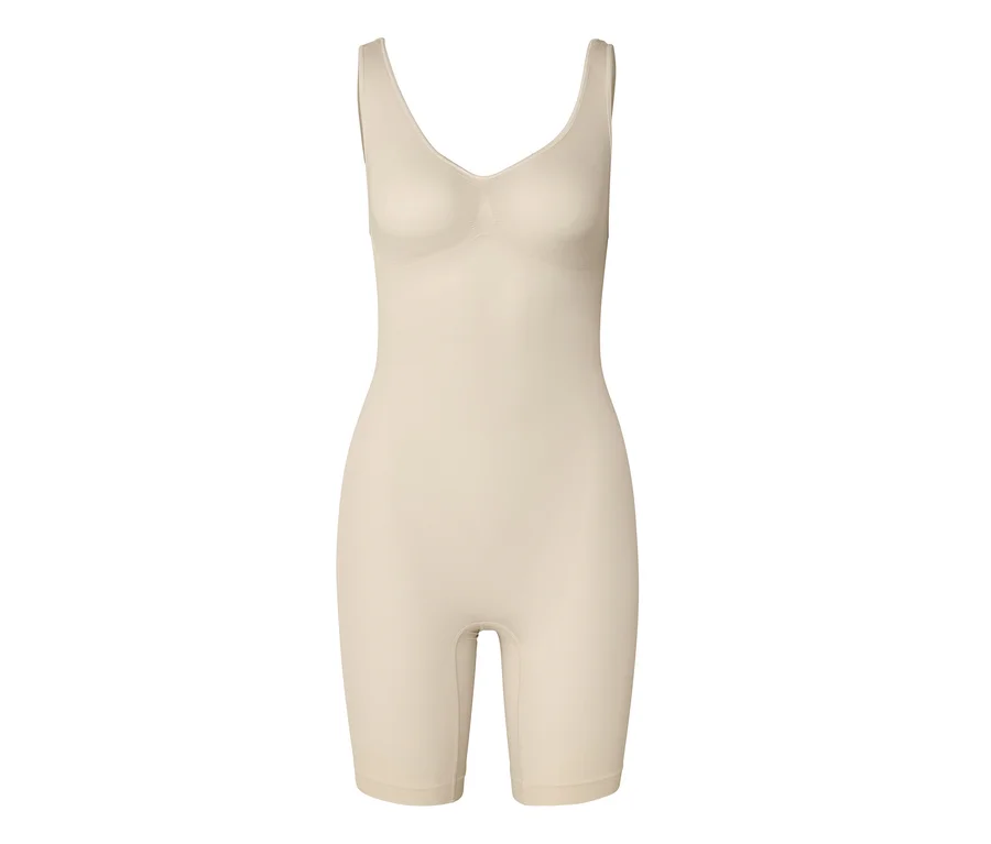 Hautfarbener Shapewear-Body mit V-Ausschnitt, der auf einem weißen Hintergrund steht.
