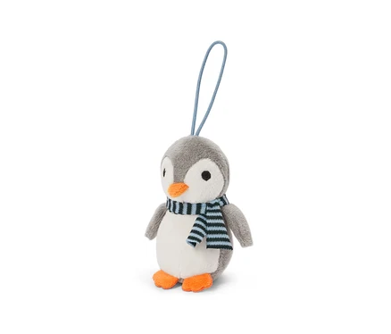 Grau-weißer Plüschpinguin mit orangefarbenem Schnabel und Füßen, der einen schwarz-hellblau gestreiften Schal trägt. Am Kopf ist eine hellblaue Schlaufe befestigt.