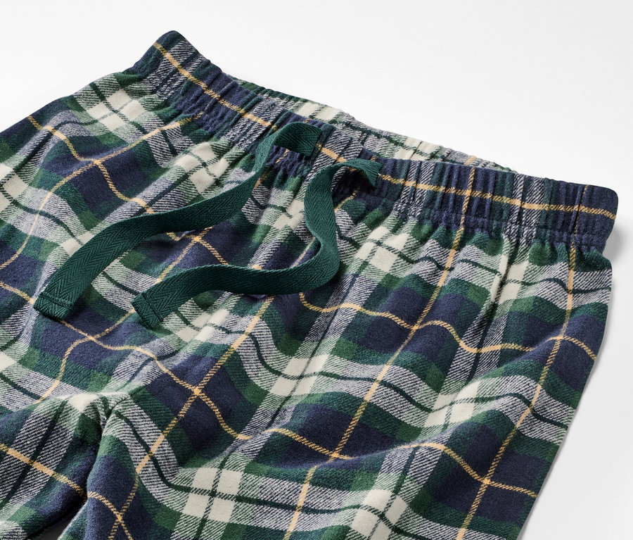 Detailaufnahme einer Kinder-Flanell-Pyjamahose.