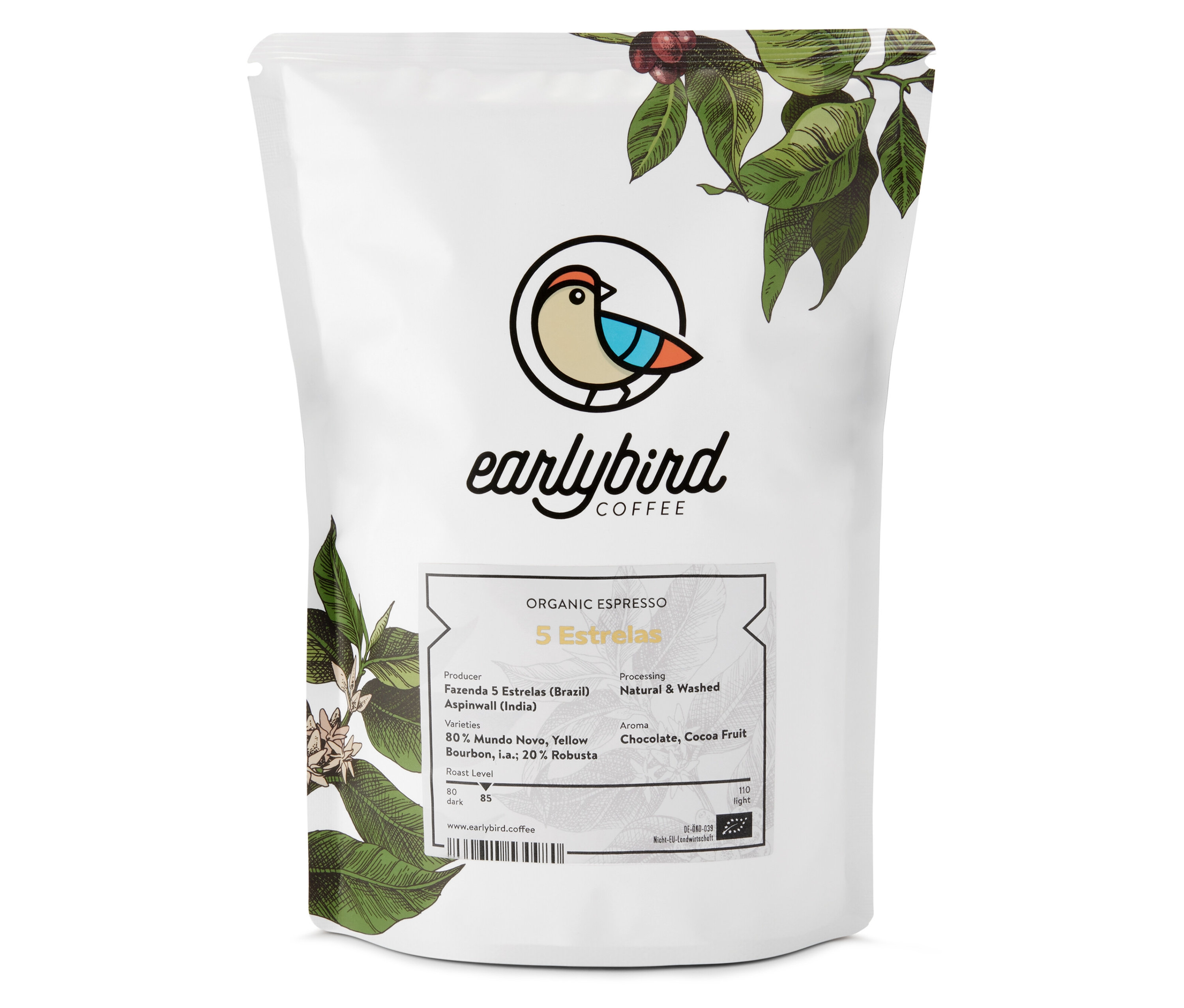 Ein weißer Beutel earlybird - 5 Estrelas Espresso Bio - 250 g Ganze Bohne mit Kaffeebohnen und Blättern.