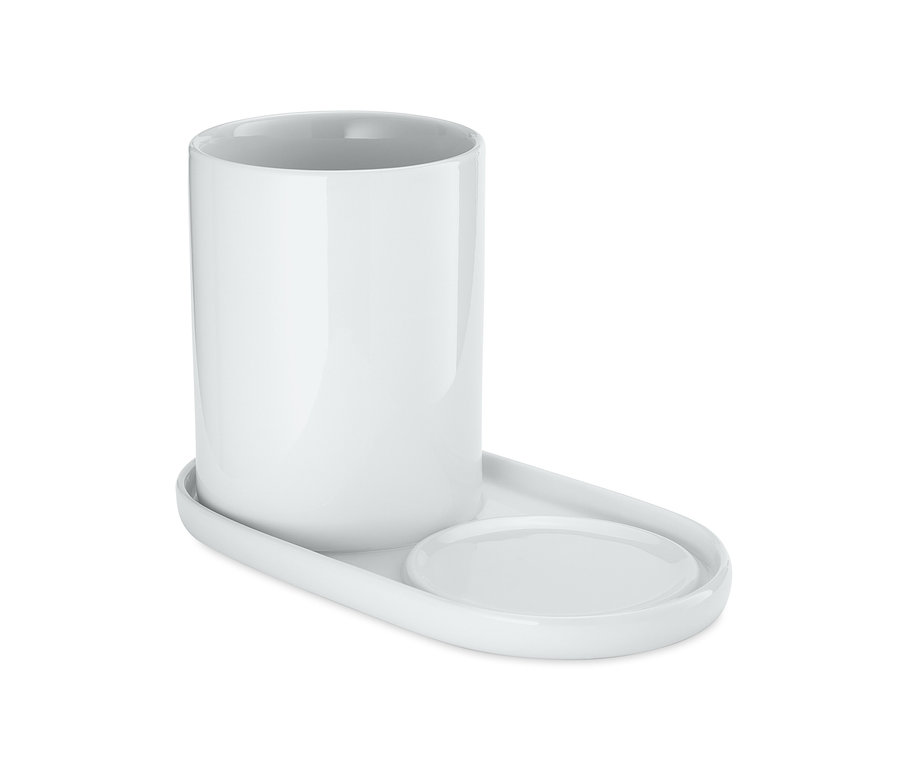 Weißer Spülutensilien-Ständer.