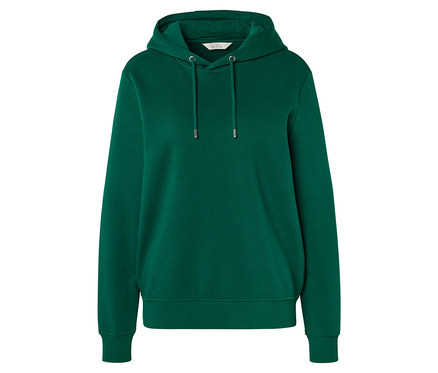 Ein grüner Kapuzenpullover mit Kordelzug liegt vor einem weißen Hintergrund.