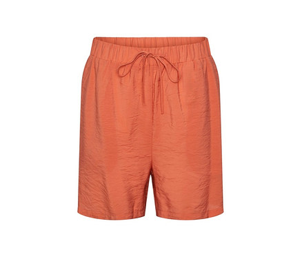 Aprikotfarbene Shorts mit Kordelzug in der Taille.