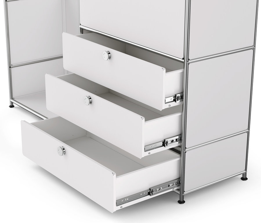 Detailaufnahme einer weißen Kommode Metall »CN3« mit Holzplatte, 1 Kleiderstange, 1 Klappenfach und 3 Schubladen, wobei 3 Schubladen geöffnet sind.