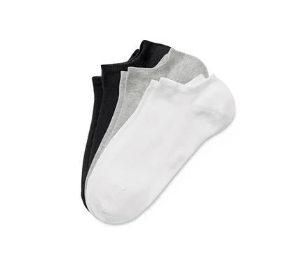 Drei Paar unifarbene Sneakersocken in Schwarz, Grau und Weiss.