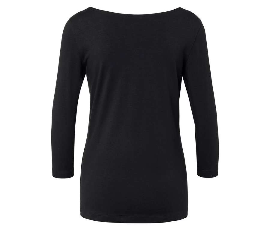 Schwarzes Langarmshirt mit U-Boot-Ausschnitt.