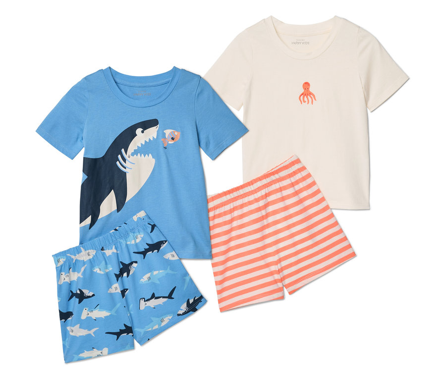 Zwei Kinder-Shorty-Pyjamas, Hai, bestehend aus einem blauem T-Shirt mit Hai und einer blauem Shorts mit Hai-Muster und einem weißen T-Shirt mit Oktopus.