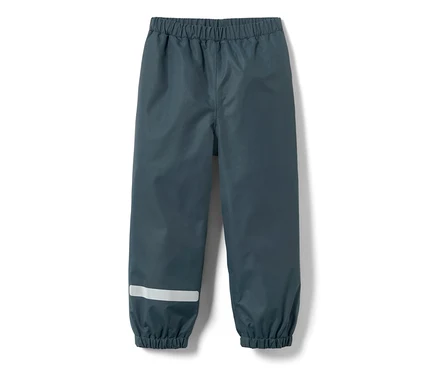 Eine blaue Kleinkind-Regenhose.