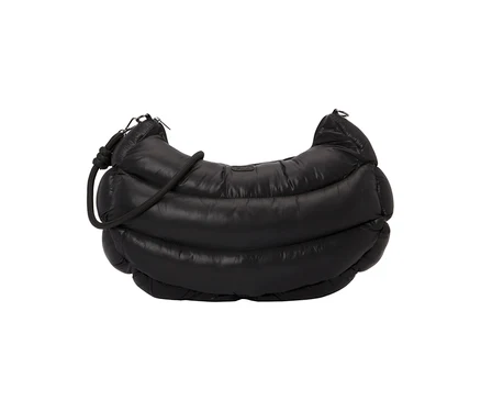 Schwarze, gepolsterte FILA Tasche in Halbmondform mit Seilriemen.
