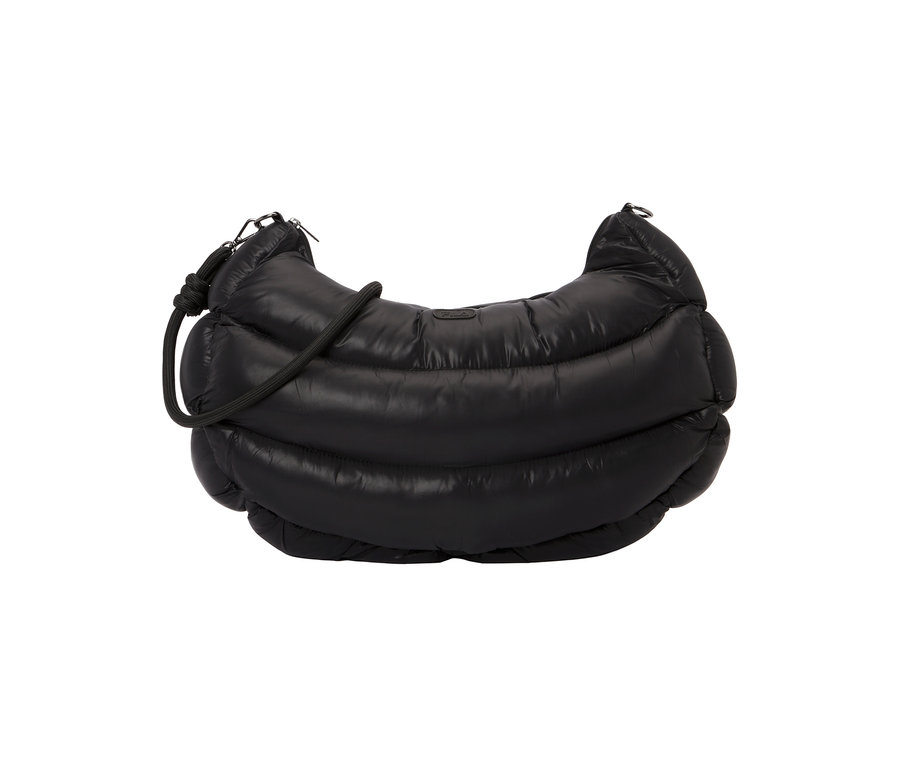 Schwarze, gepolsterte FILA Tasche in Halbmondform mit Seilriemen.