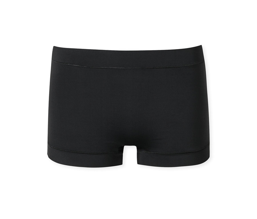 Schwarze, nahtlose Boxershorts mit breitem Gummibund und kurzen Beinen, flach auf weißem Hintergrund liegend.