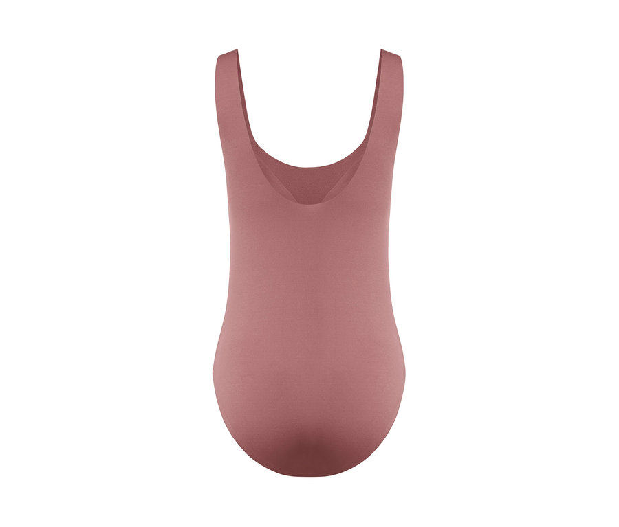 Rosa Komfort-Body »bonded« auf weißem Hintergrund.