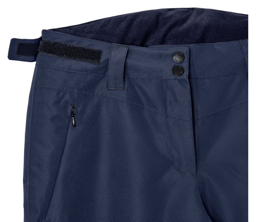 Detailansicht einer Skihose.