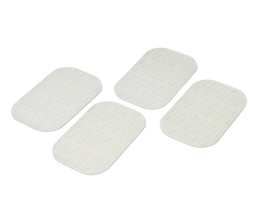 Vier Teppich-Antirutsch-Unterlagen.