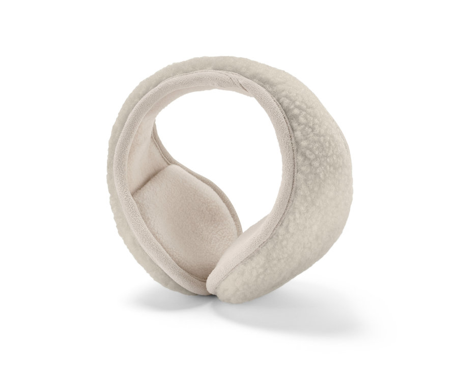 Cremefarbene Ohrenschützer.