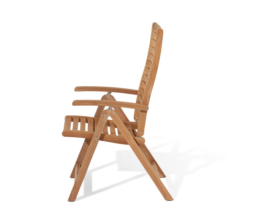 Seitenansicht eines Teak-Hochlehners mit verstellbarer Rückenlehne.