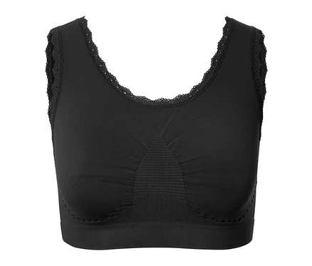 Schwarzer Sport-BH mit Spitze auf weißem Hintergrund.
