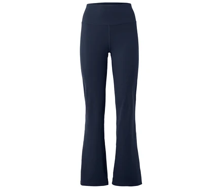 Marineblaue, ausgestellte Yogahose mit hohem Bund vor weißem Hintergrund.